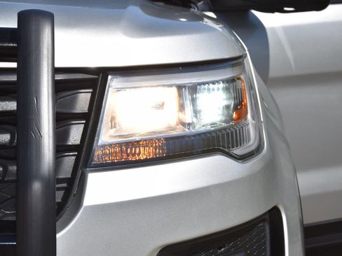Used 2016 Ford Explorer 4WD Police Interceptor image 29