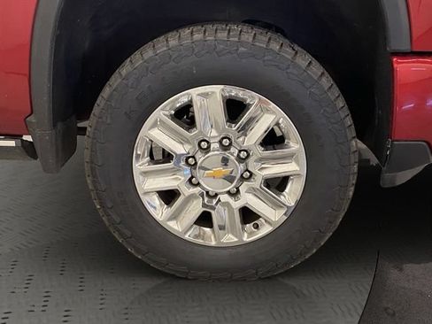 Used 2024 Chevrolet Silverado 2500 High Country w/ Technology Package AWD/4WD image 39