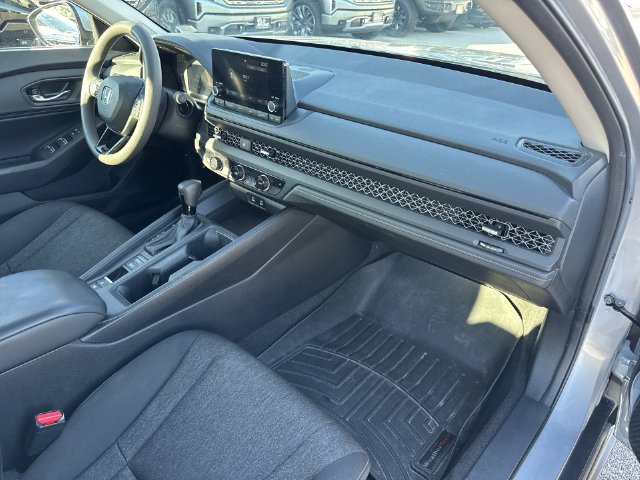 Used 2023 Honda Accord EX image 27