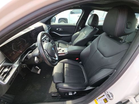 Used 2023 BMW 330i Sedan w/ Premium Package RWD image 11