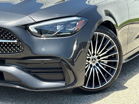 Used 2023 Mercedes-Benz C 300 4MATIC Sedan image 3