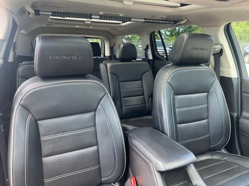 Used 2023 GMC Acadia Denali w/ Black Diamond Edition AWD/4WD image 44