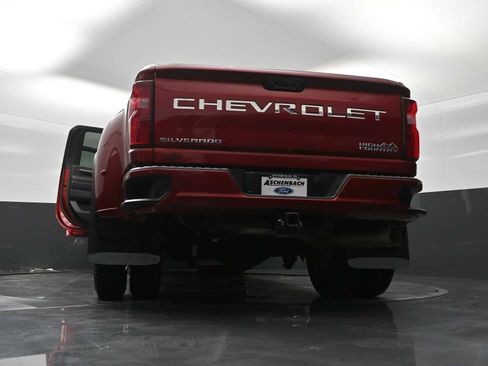 Used 2024 Chevrolet Silverado 3500 High Country w/ Technology Package image 38