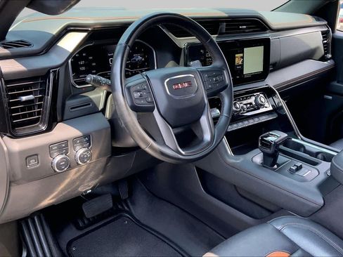 Used 2024 GMC Sierra 1500 AT4 w/ AT4 Premium Package AWD/4WD image 18