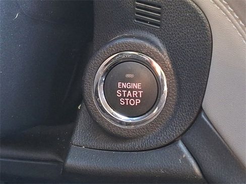 Used 2022 Subaru Outback Limited image 26