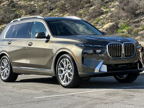 New 2026 BMW X7 xDrive40i image 9