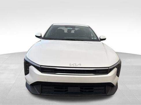 New 2025 Kia K4 LXS image 8
