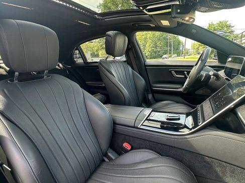 Used 2022 Mercedes-Benz S 580 4MATIC Sedan image 38