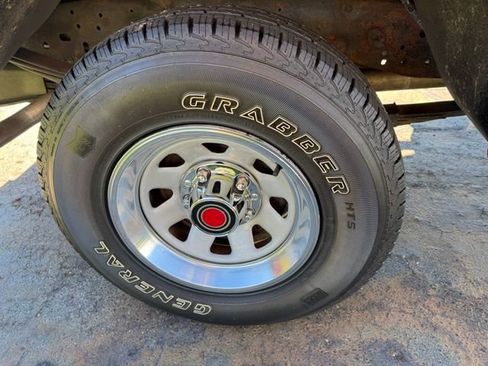 Used 1990 Ford F150 2WD Regular Cab image 32