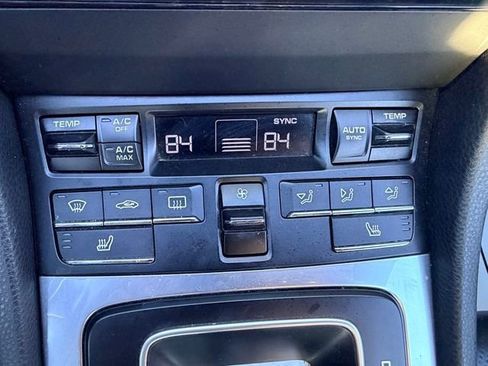 Used 2015 Porsche 911 Carrera 4S AWD/4WD image 21