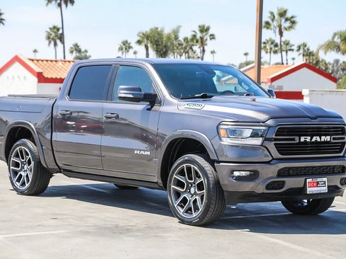 Used 2019 RAM 1500 Laramie AWD/4WD image 4
