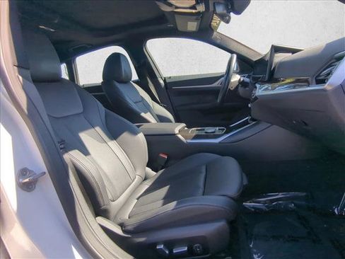 Certified 2024 BMW i4 eDrive35 w/ Premium Package image 22