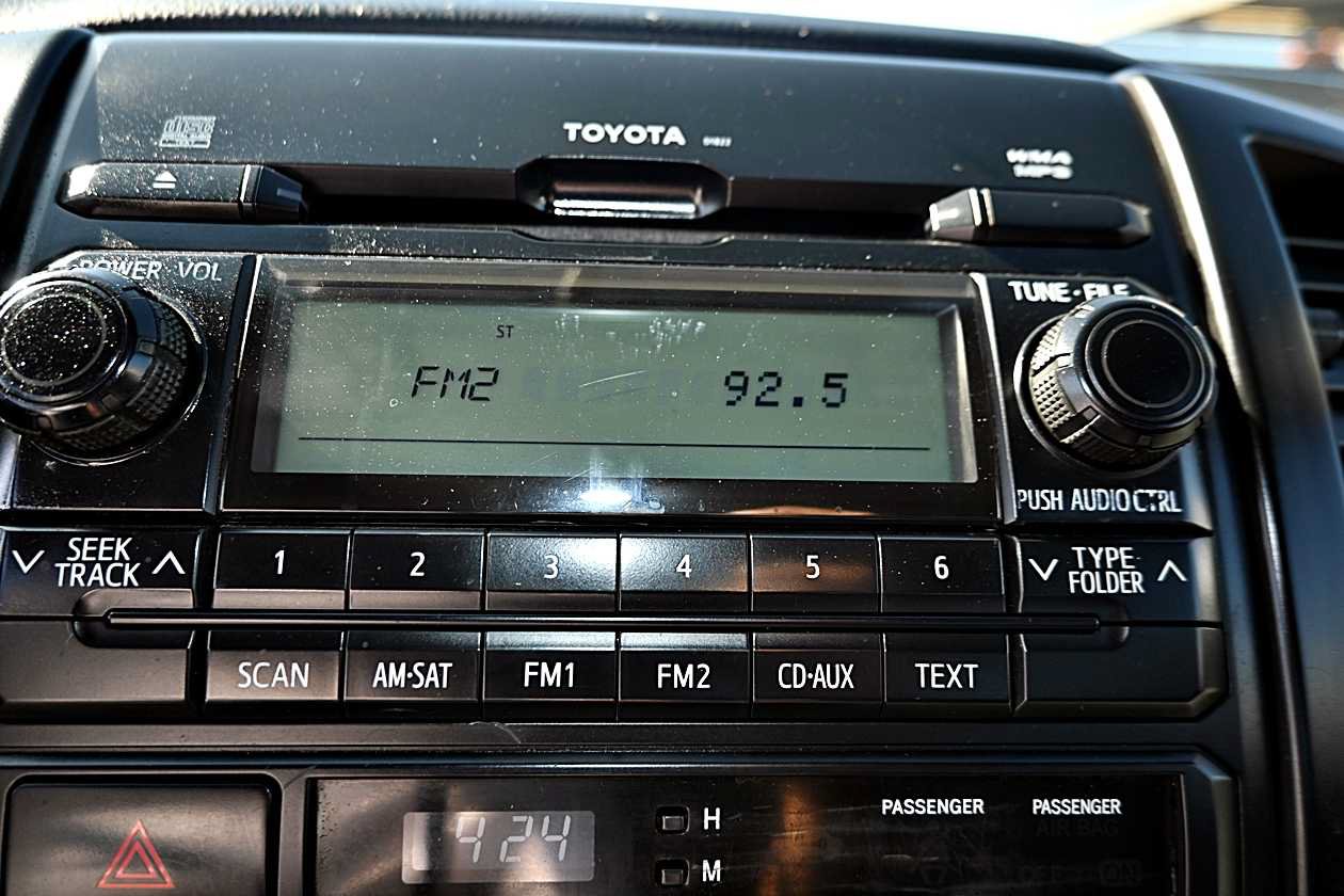 Used 2012 Toyota Tacoma 2WD Regular Cab image 14