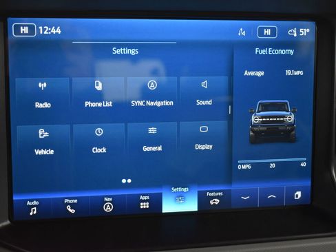 Used 2022 Ford Bronco Badlands image 11