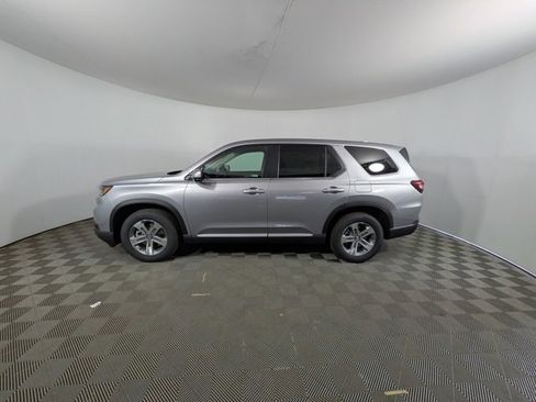 New 2025 Honda Pilot EX-L image 17