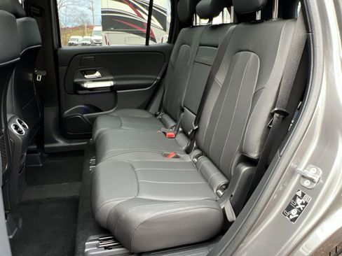 New 2026 Mercedes-Benz GLB 250 4MATIC image 23