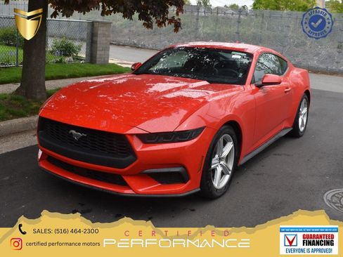 Used 2026 Ford Mustang Premium RWD image 1