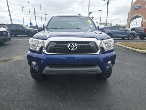 Used 2014 Toyota Tacoma PreRunner w/ SR5 Package image 3