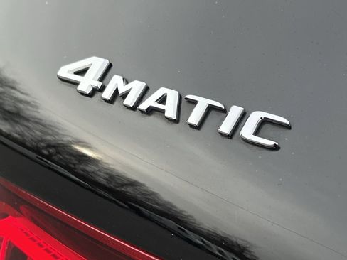 Used 2021 Mercedes-Benz GLC 300 4MATIC image 27