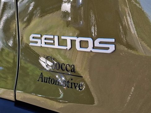 Used 2024 Kia Seltos S AWD/4WD image 29