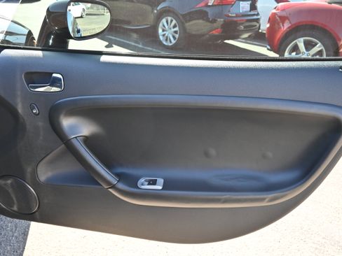 Used 2009 Pontiac Solstice GXP w/ Premium Package RWD image 23