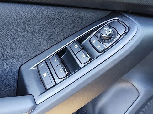 Used 2026 Subaru Crosstrek 2.0i Premium image 15