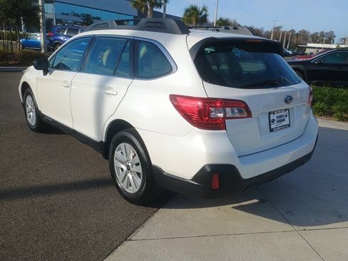 Used 2019 Subaru Outback 2.5i image 7