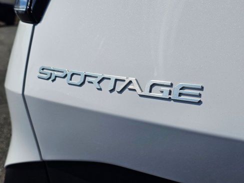 Used 2023 Kia Sportage X-Line w/ X-Line Premium Package AWD/4WD image 17