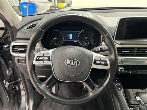 Certified 2021 Kia Telluride SX w/ Towing Package FWD image 18