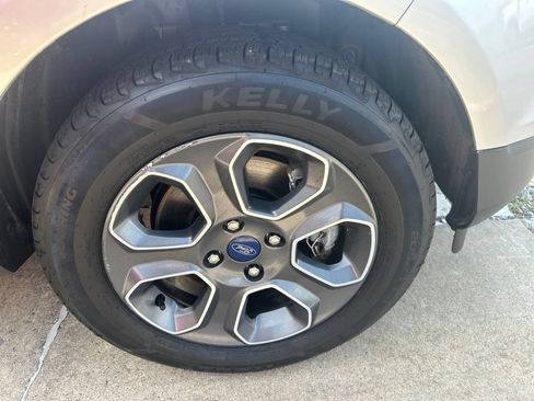 Used 2021 Ford EcoSport S FWD image 27