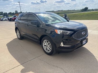Used 2024 Ford Edge SEL w/ Convenience Package