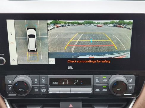 New 2026 Toyota Grand Highlander Platinum AWD/4WD image 17