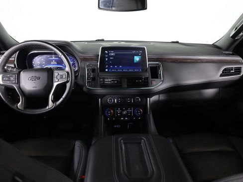 Used 2023 Chevrolet Tahoe Z71 w/ Z71 Off-Road Package AWD/4WD image 43