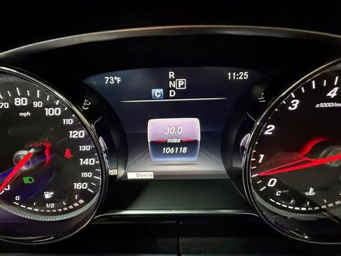 Used 2018 Mercedes-Benz E 300 4MATIC w/ Premium 1 Package image 22