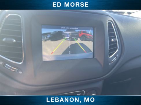 Used 2018 Jeep Compass Latitude w/ Popular Equipment Group FWD image 14