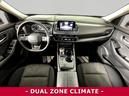 Certified 2025 Nissan Rogue SV FWD image 7