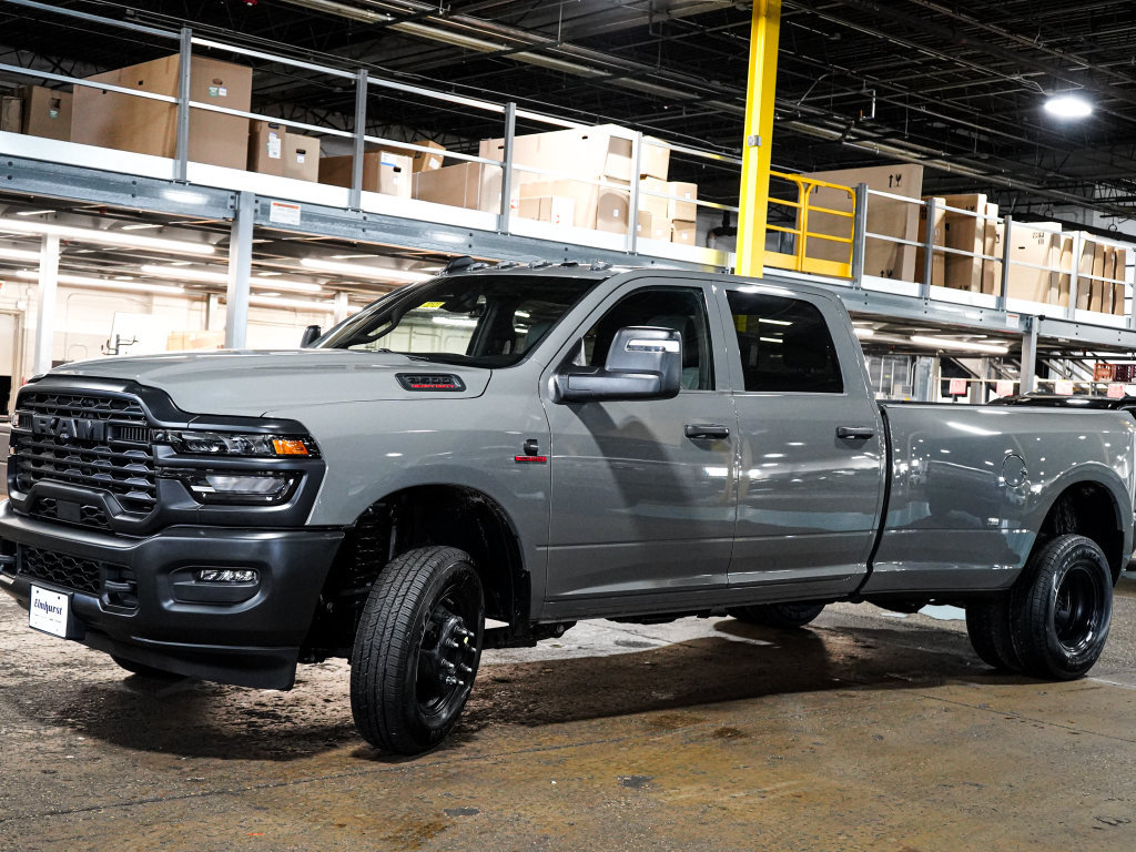New 2027 RAM 3500 Tradesman AWD/4WD image 4