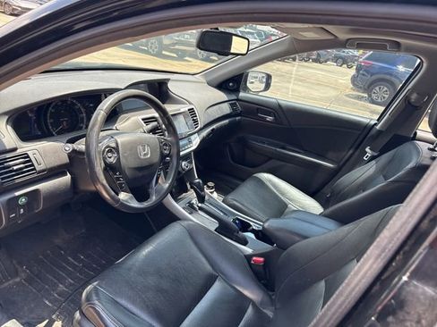 Used 2014 Honda Accord Touring image 28