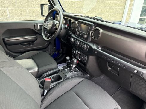 Used 2019 Jeep Wrangler Unlimited Sport S image 10