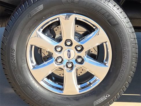 Used 2018 Ford F150 XLT w/ Equipment Group 302A Luxury image 9