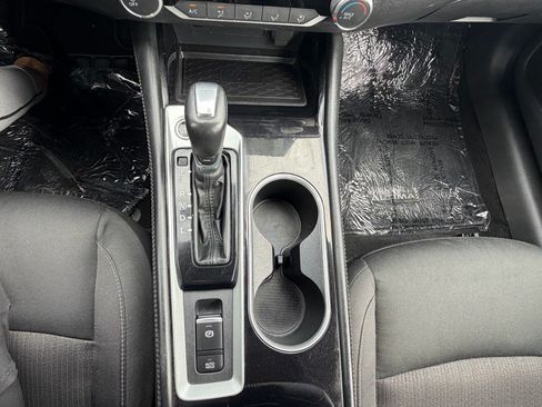 Used 2024 Nissan Altima 2.5 SV w/ SV Premium Package FWD image 33