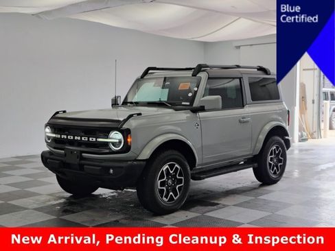 Certified 2023 Ford Bronco Outer Banks AWD/4WD image 1