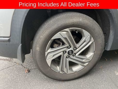Used 2022 Hyundai Santa Fe SE AWD/4WD image 11