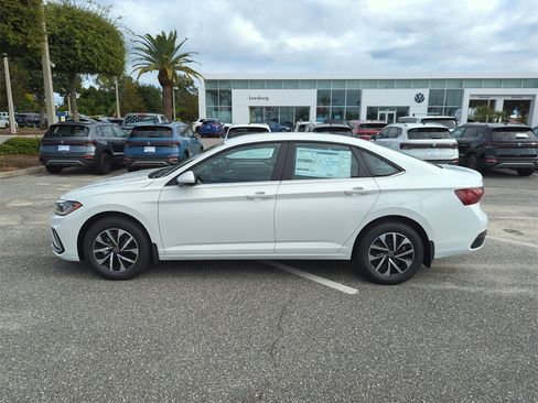 New 2026 Volkswagen Jetta S image 9