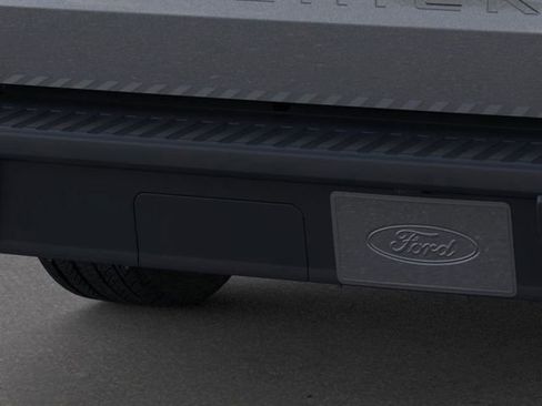 New 2026 Ford Maverick XL image 24