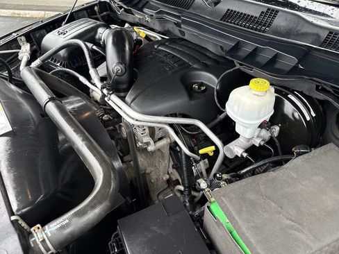 Used 2013 RAM 1500 Laramie w/ Convenience Group AWD/4WD image 15
