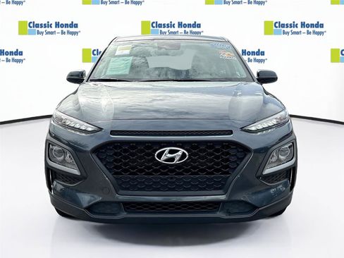 Used 2019 Hyundai Kona SE FWD image 2