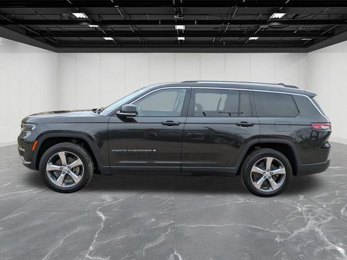 Used 2022 Jeep Grand Cherokee L Limited image 2