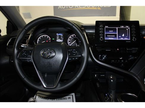 Used 2023 Toyota Camry SE image 34