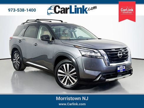 Used 2022 Nissan Pathfinder Platinum w/ Cargo Package AWD/4WD image 1